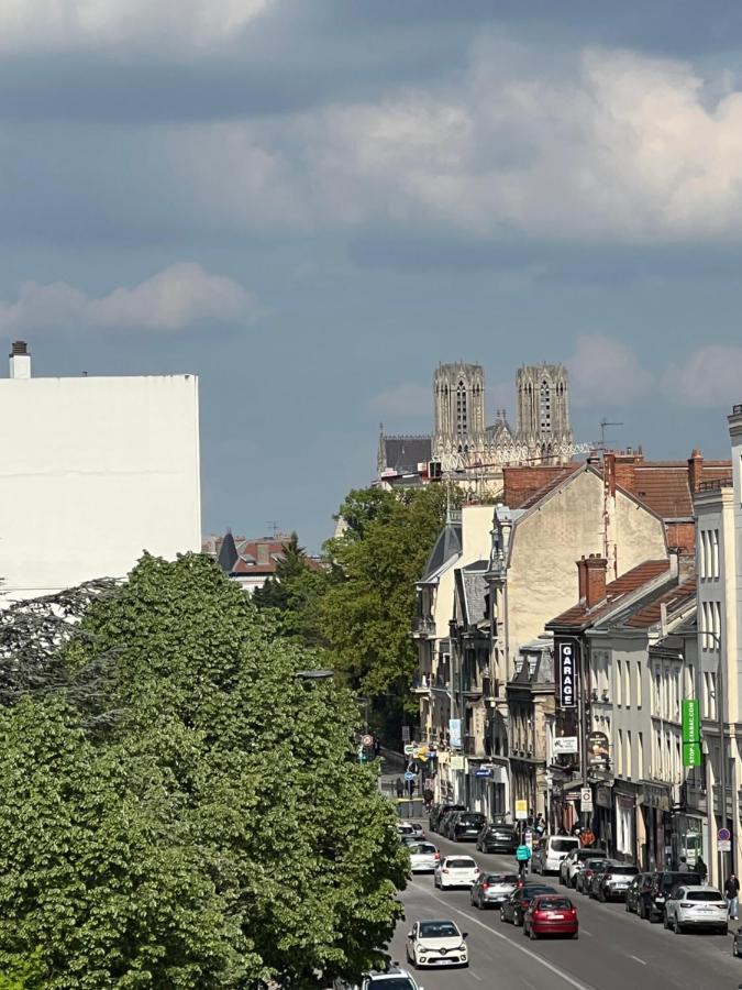 Reims Voyage Apartment Exterior photo